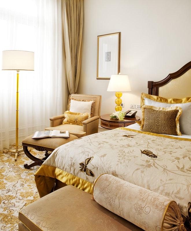 Hotel, Colaba 2* Bombay